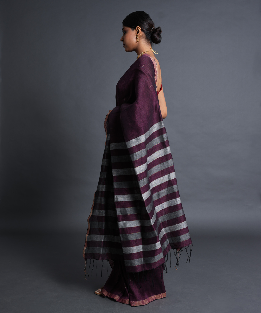 Mauve handwoven linen saree