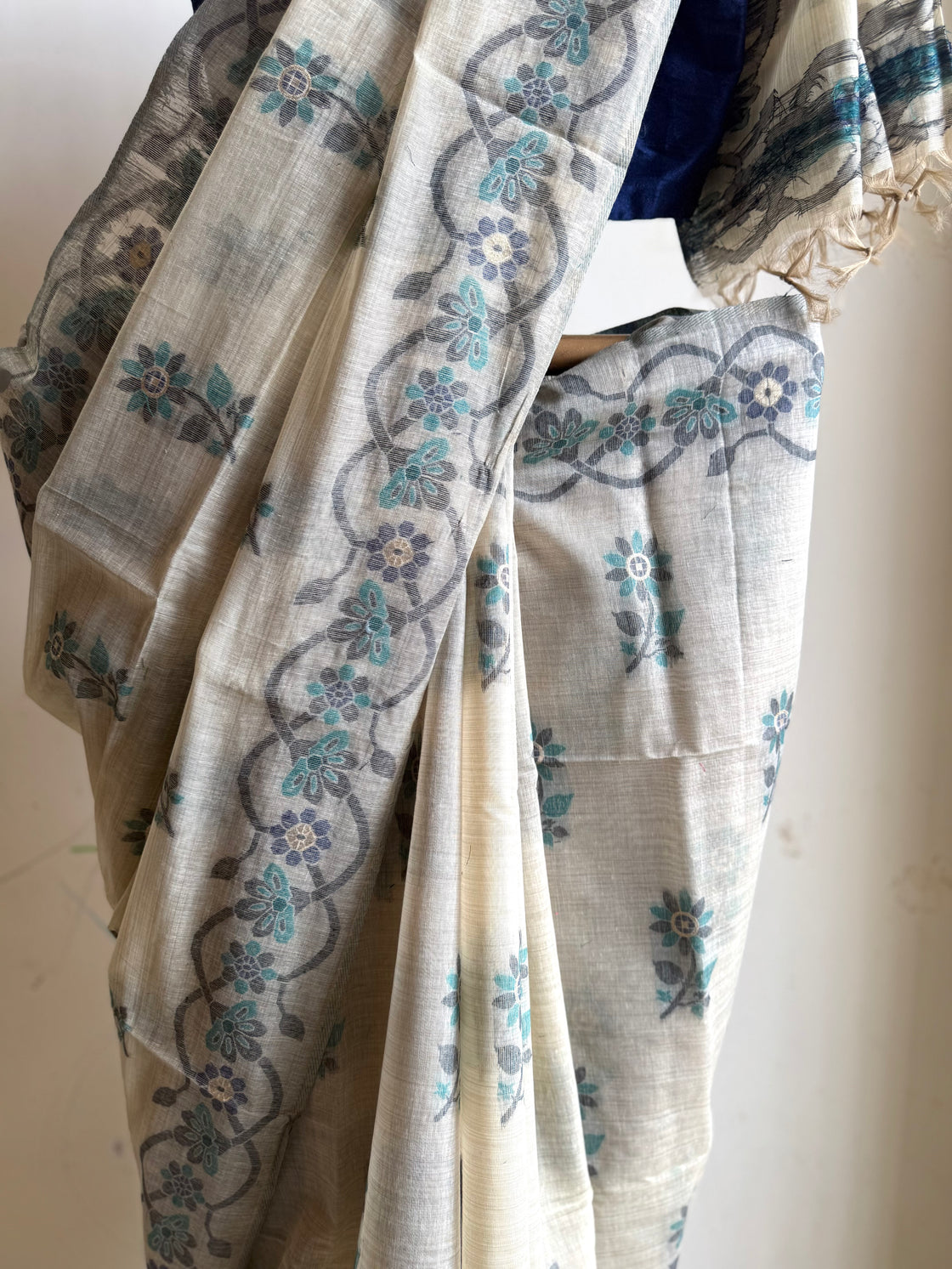 Cream chanderi cotton jamdani saree