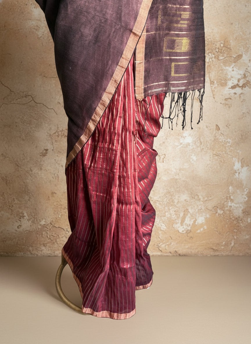 Maroon brown handwoven linen jamdani saree
