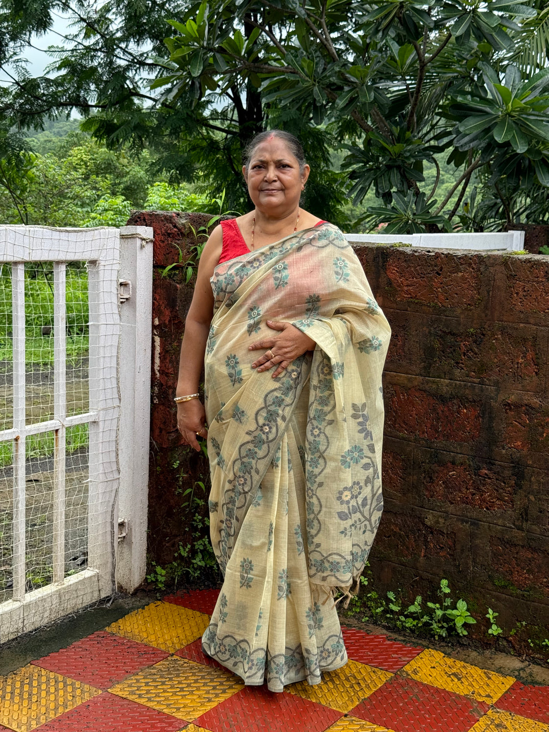 Cream chanderi cotton jamdani saree
