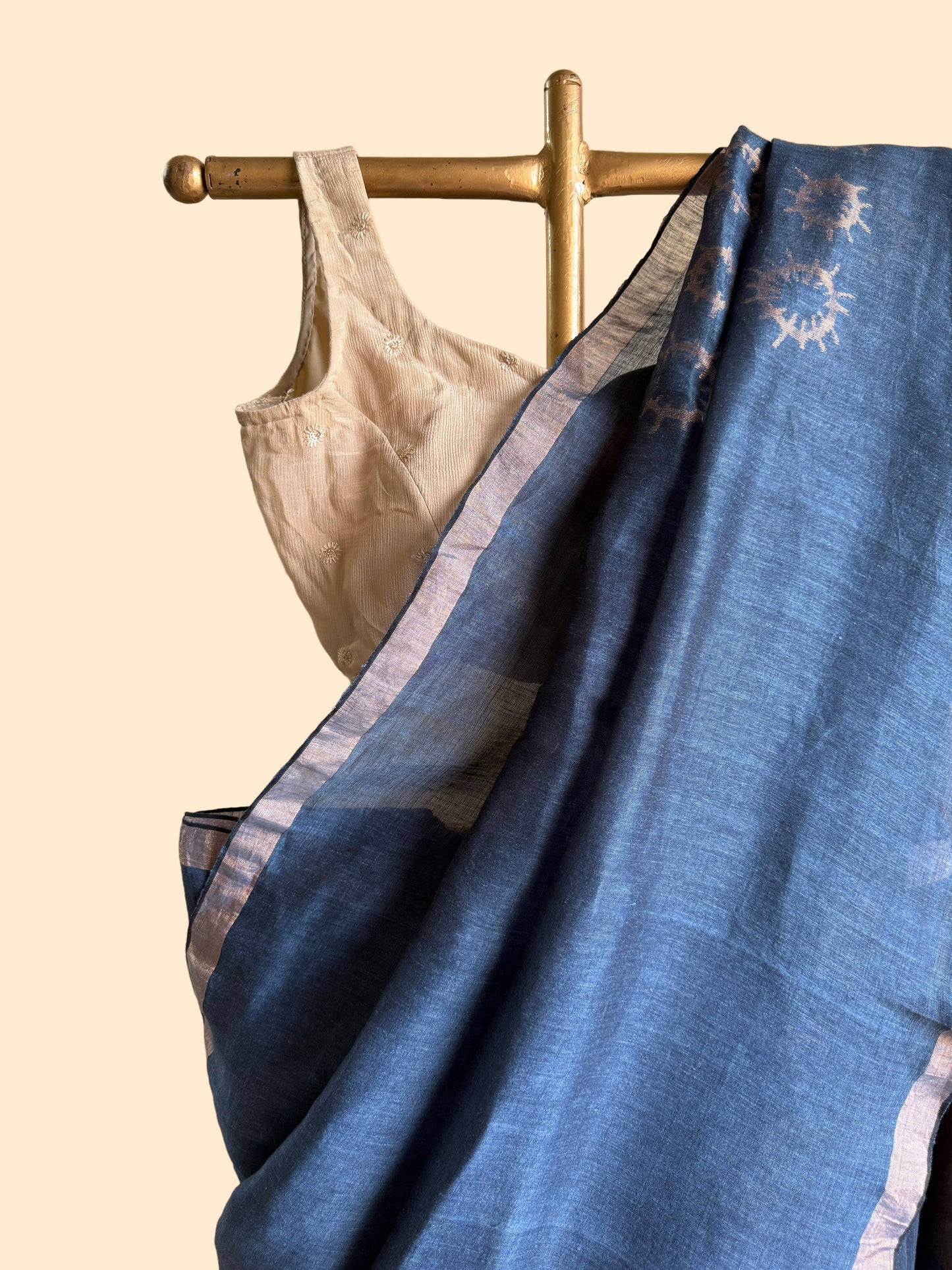 Blue jamdani linen saree
