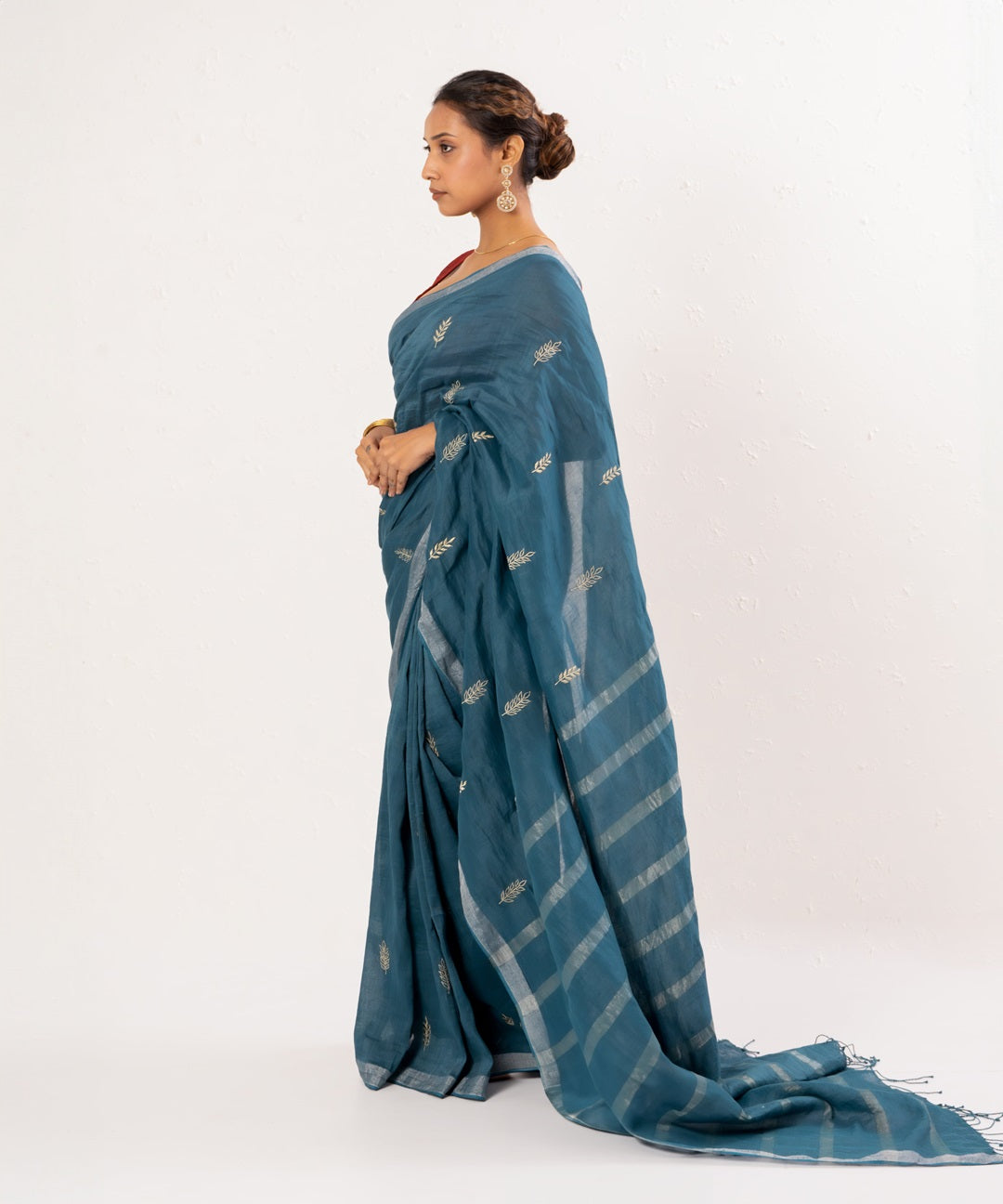Festive blue handwoven linen saree