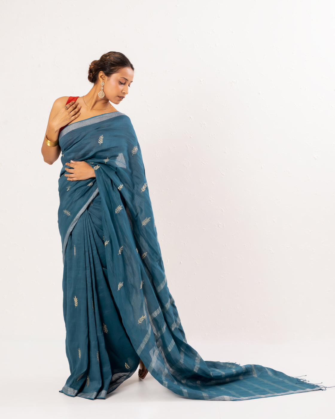 Festive blue handwoven linen saree