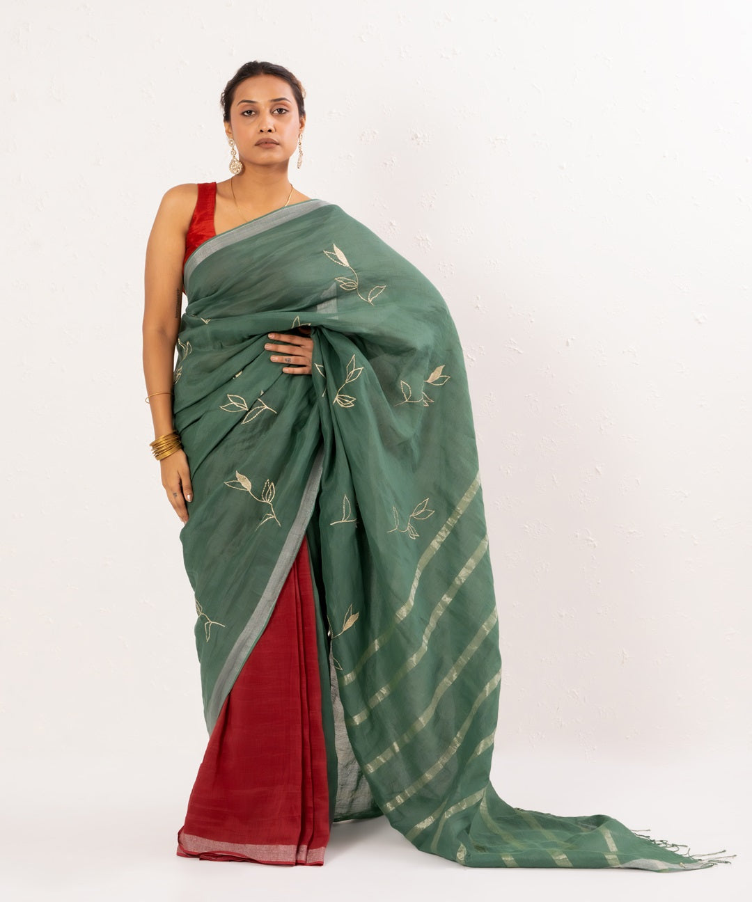 Green maroon handwoven linen saree