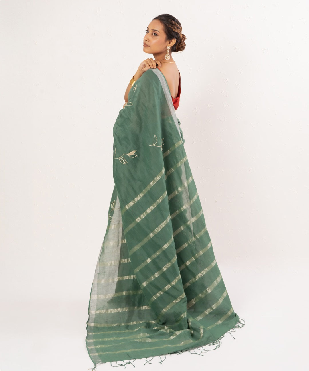 Green maroon handwoven linen saree