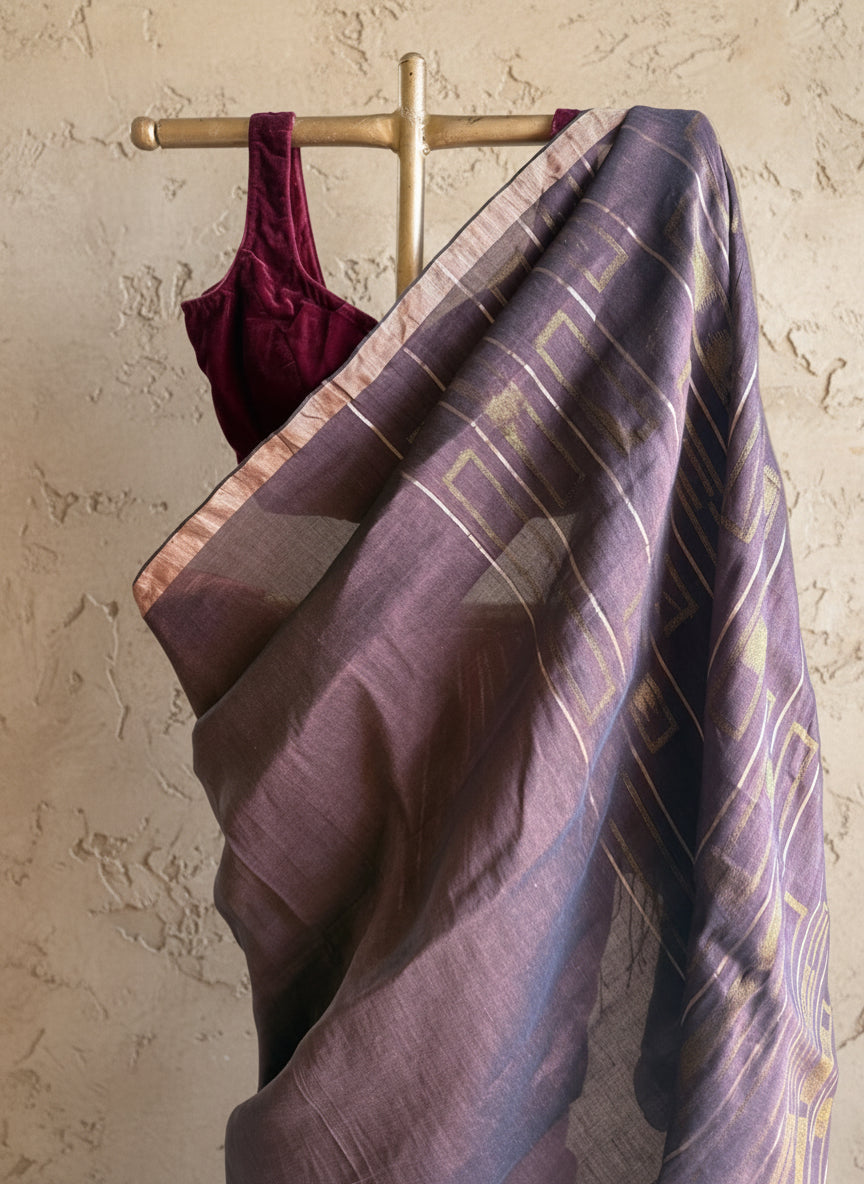 Maroon brown handwoven linen jamdani saree