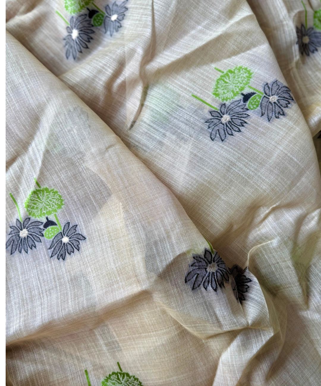 Black lotus chanderi saree