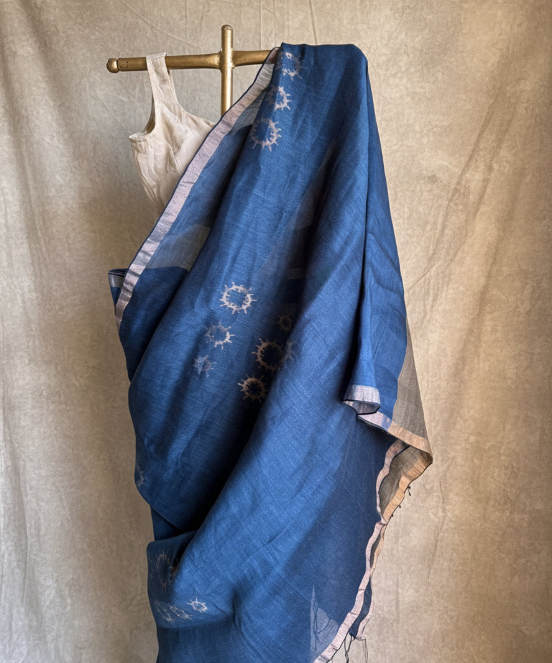 Blue jamdani linen saree