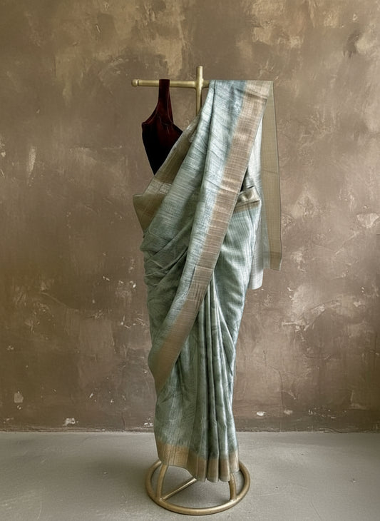 Green abstract floral saree