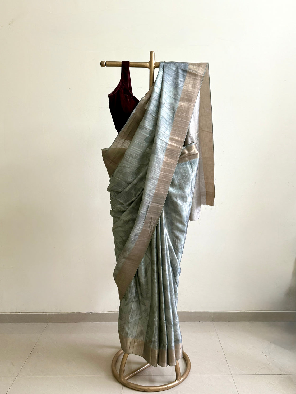 Green abstract floral saree