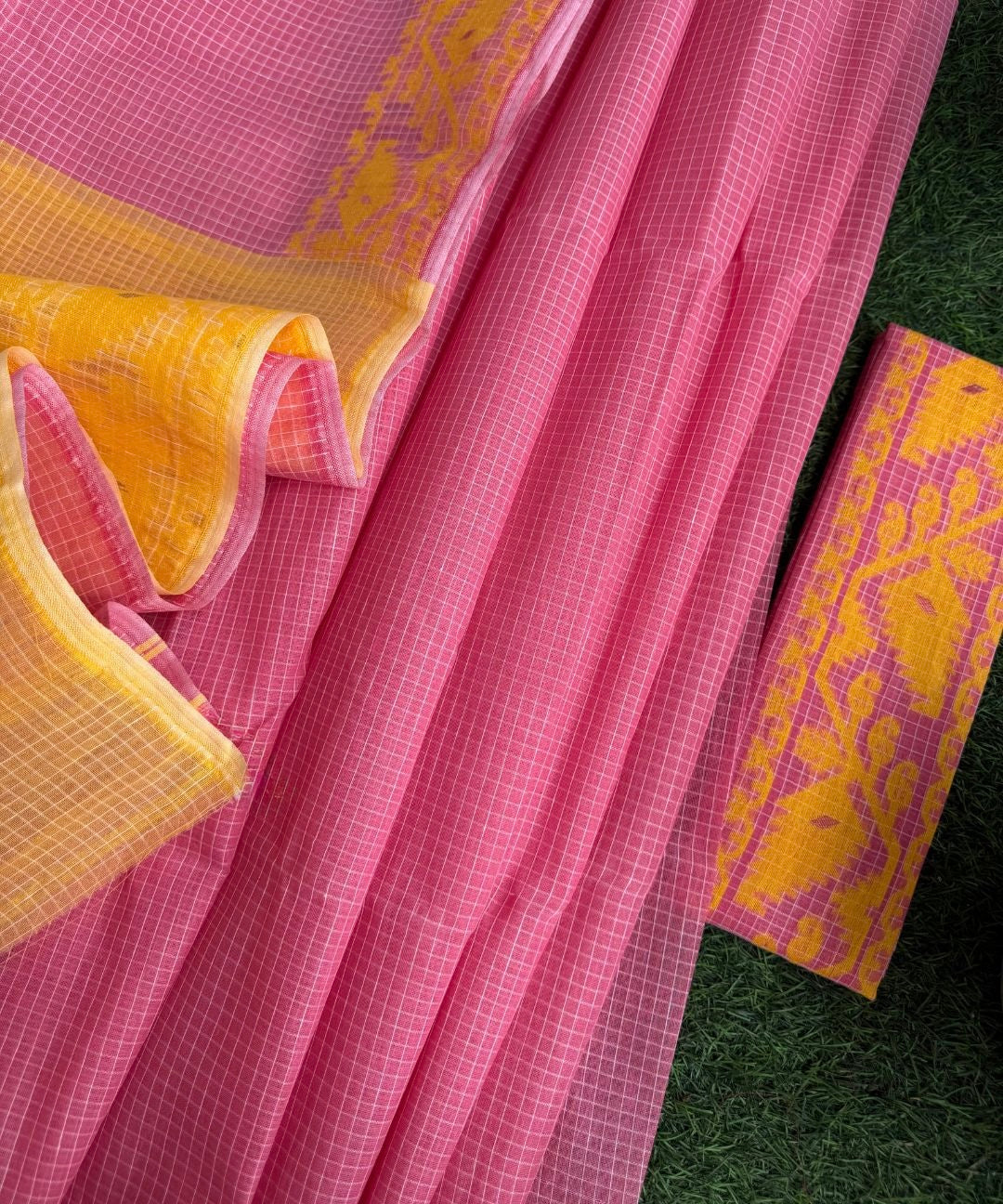 Pink Yellow Bengal Jamdani Cotton Saree