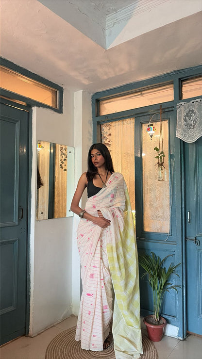 Pink Fin Lagoon Handwoven Saree