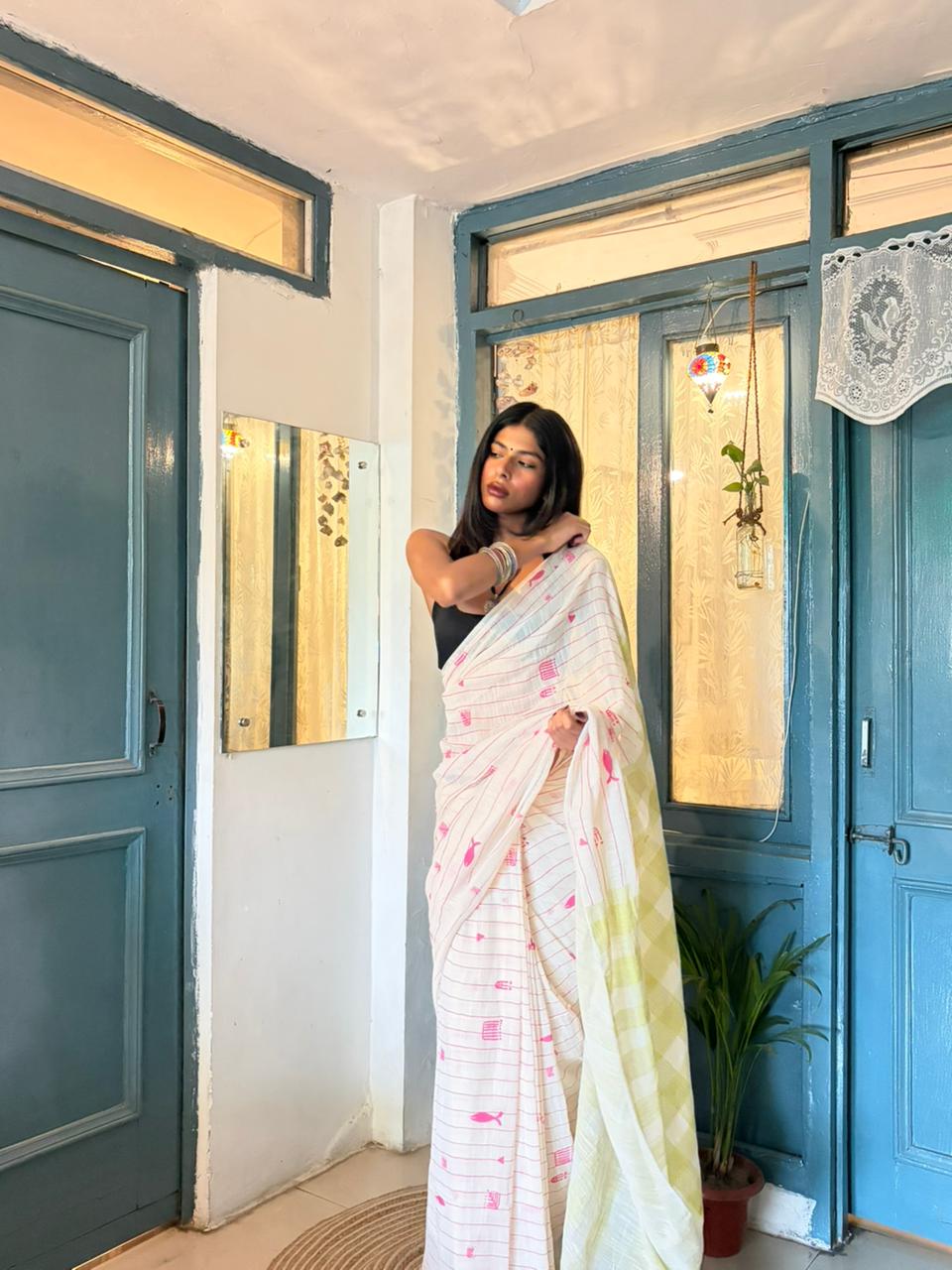 Pink Fin Lagoon Handwoven Saree
